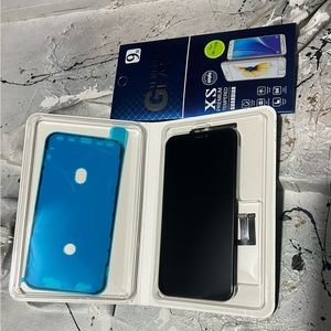 iPhone 11 screen replacement + Screen Protector